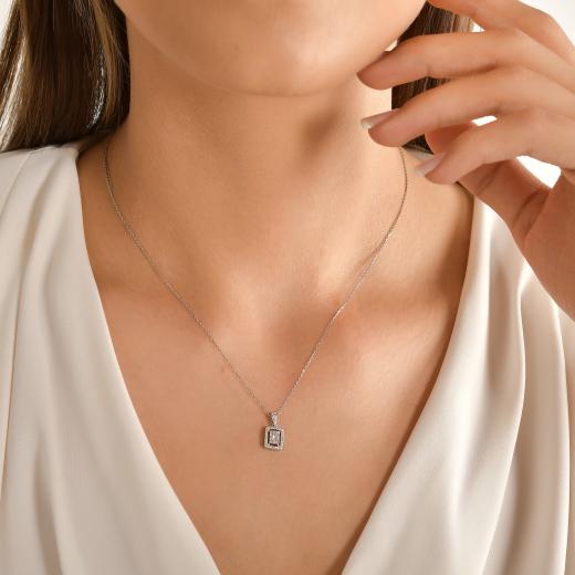 0.20 kt. Diamant-Baguette-Halskette